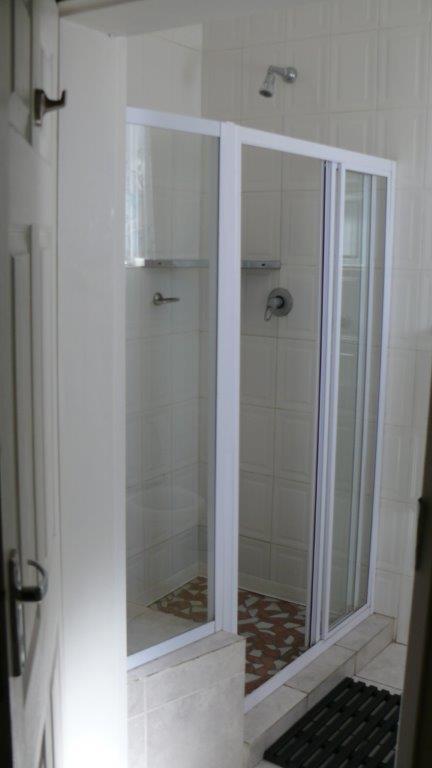 Robin Nest Guest House Ньюкасл Экстерьер фото